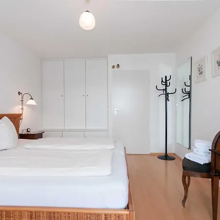 Apartment Wanderslust *